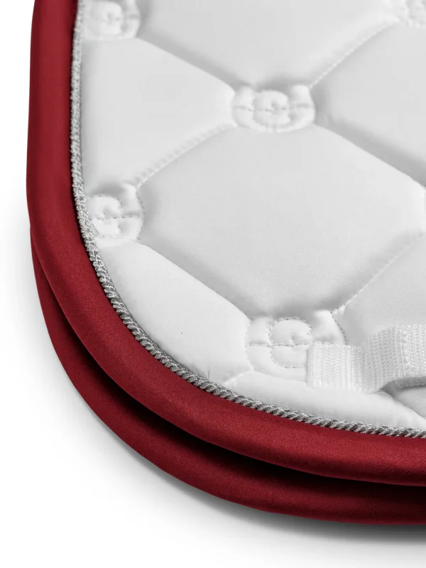 DRESSAGE SADDLE PAD WHITE PERFECTION BORDEAUX - EQUESTRIAN STOCKHOLM - Imagen 2