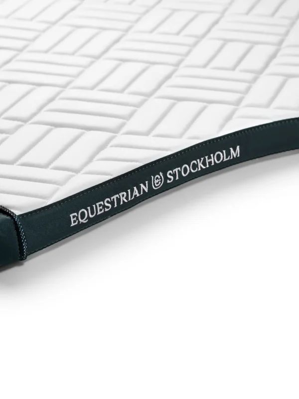 DRESSAGE SADDLE PAD MODERN WHITE DRAMATIC MONDAY FULL - EQUESTRIAN STOCKHOLM - Imagen 4