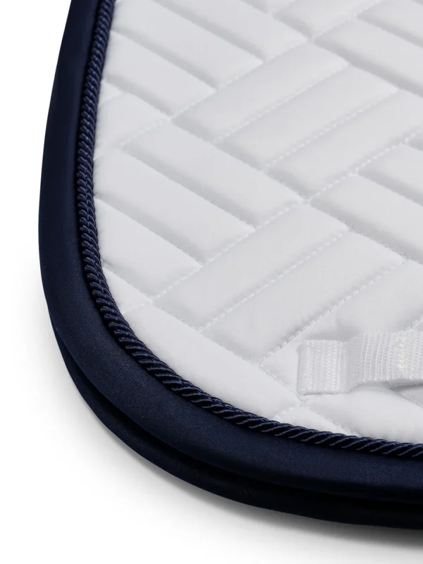 DRESSAGE SADDLE PAD MODERN WHITE NAVY FULL - EQUESTRIAN STOCKHOLM - Imagen 3