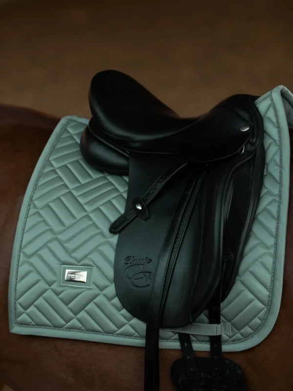 DRESSAGE SADDLE PAD MODERN MINT GREEN FULL - EQUESTRIAN STOCKHOLM - Imagen 2