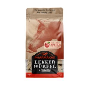 PHARMAKAS APPLE TREAT CUBES 1KG