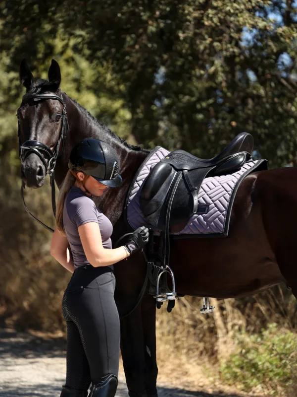 DRESSAGE SADDLE PAD MODERN DARK VOILET - Imagen 4